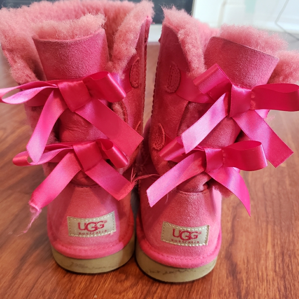 UGG Bailey bow boot Pink
